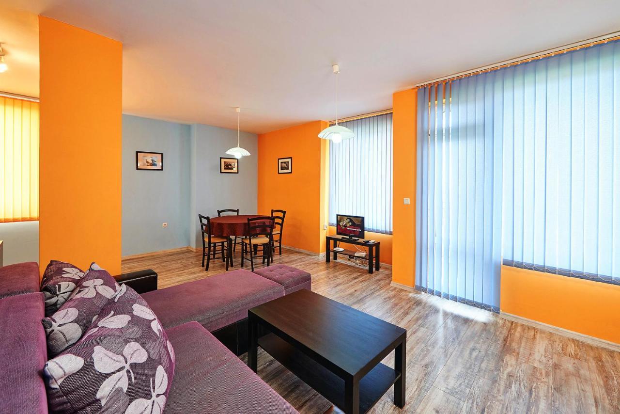 Apartments Dimitrovi Pomorie Exterior foto