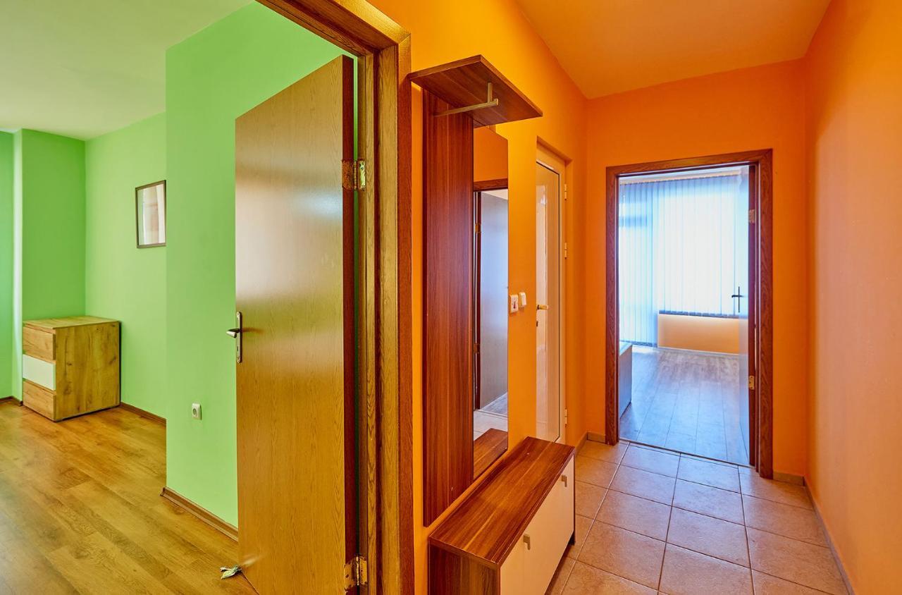 Apartments Dimitrovi Pomorie Exterior foto