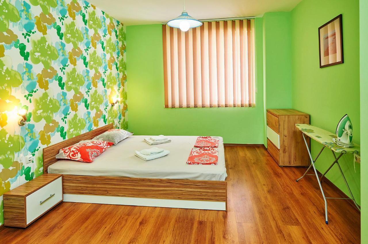 Apartments Dimitrovi Pomorie Exterior foto