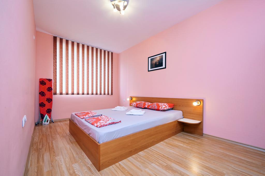 Apartments Dimitrovi Pomorie Exterior foto