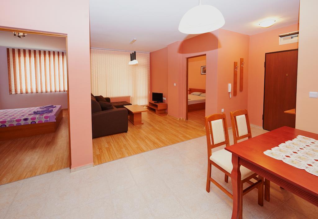 Apartments Dimitrovi Pomorie Cameră foto